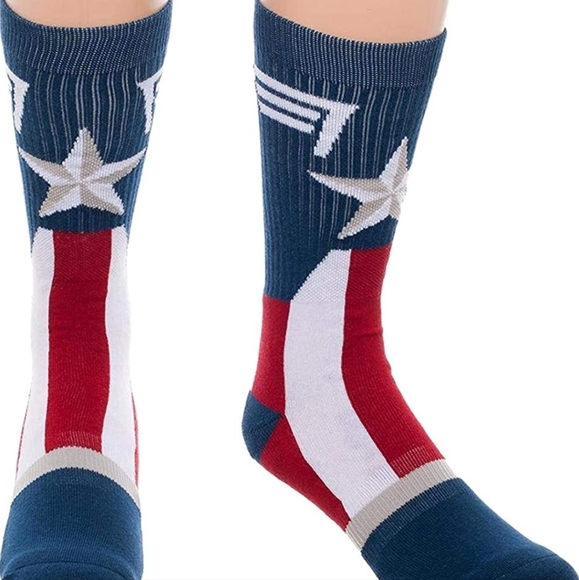 Marvel Captain America Crew Socks Size 8 to 12 - Picture 1 of 4